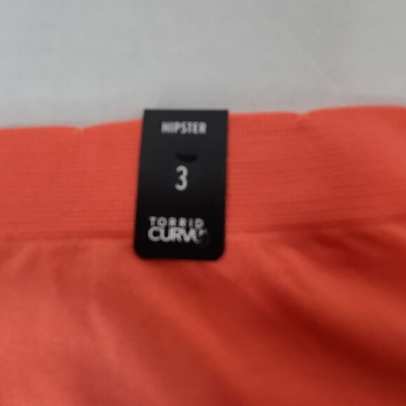 3X 22W 24W Torrid Coral Seamless Hipster Panty Surfing Skeleton NWT Plussize - Picture 3 of 9